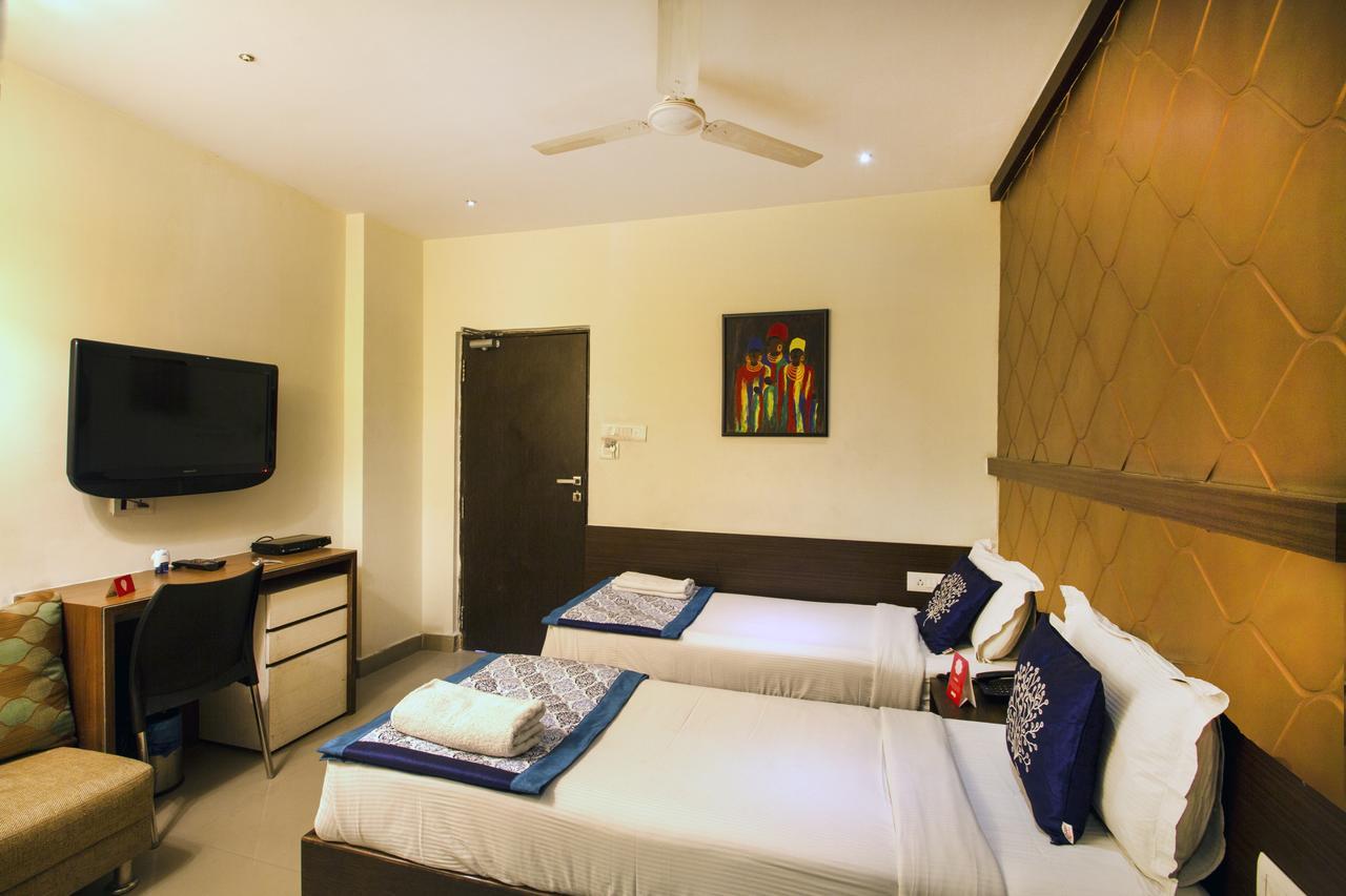 Oyo 984 Hotel Gn International Lalaguda Екстер'єр фото