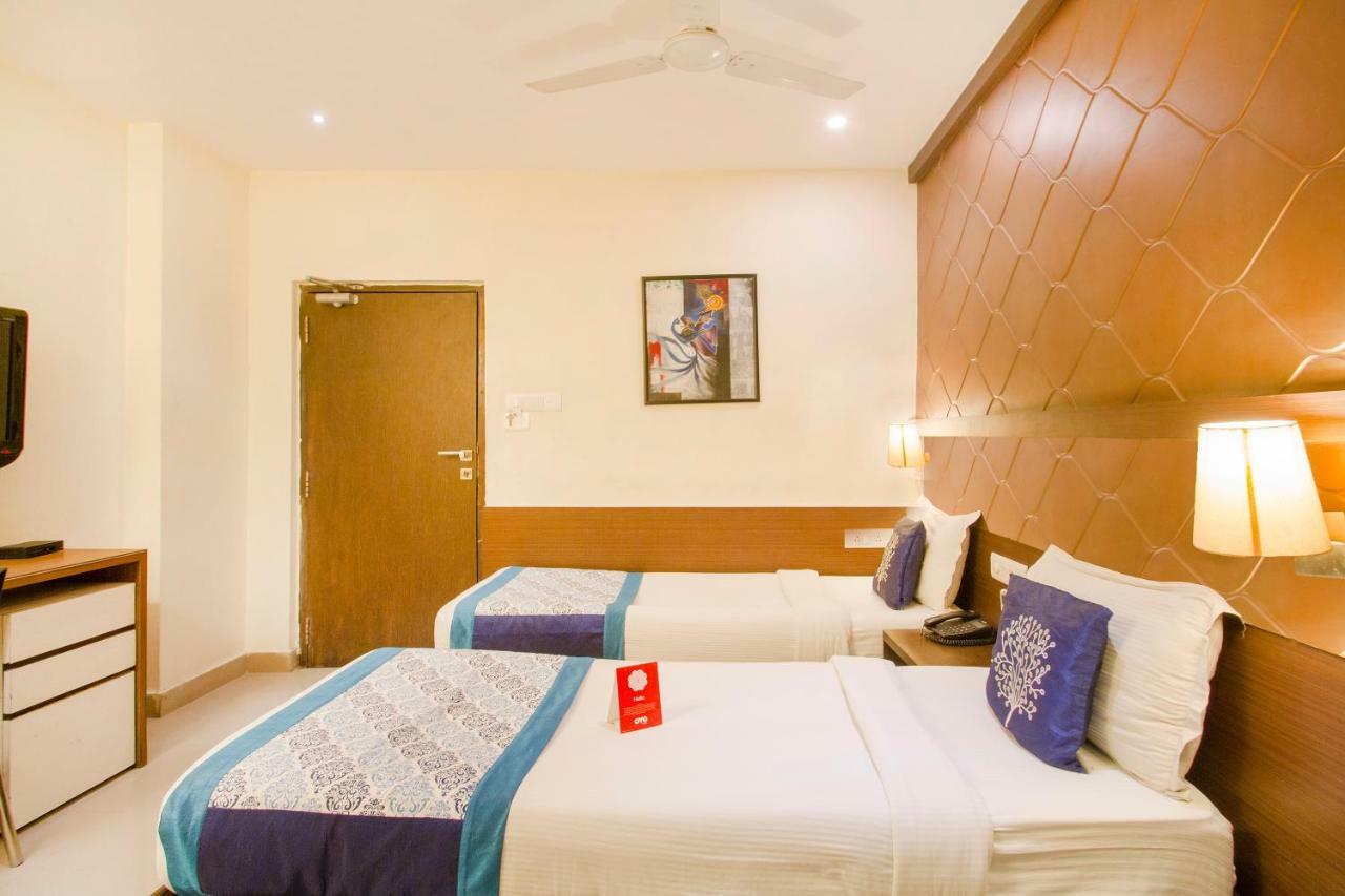 Oyo 984 Hotel Gn International Lalaguda Екстер'єр фото